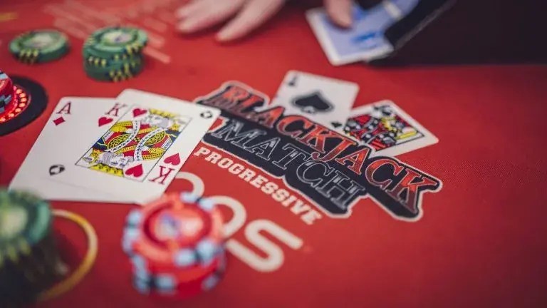 Spil blackjack hos 888 casino